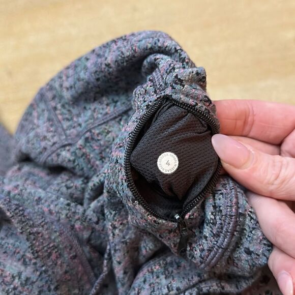 Lululemon Runderful Long Sleeve - Picture 6 of 6